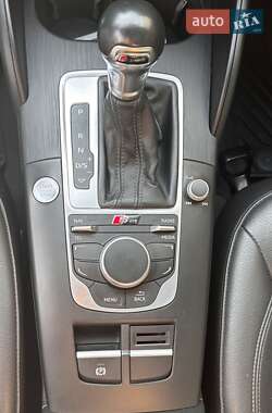 Седан Audi A3 2016 в 