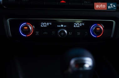 Хэтчбек Audi A3 2015 в 