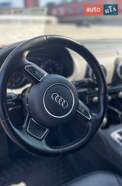 Седан Audi A3 2016 в 