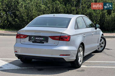 Седан Audi A3 2016 в 