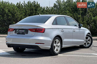 Седан Audi A3 2016 в 