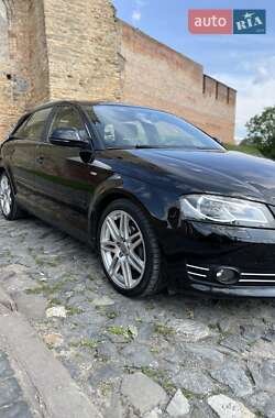 Хэтчбек Audi A3 2009 в 