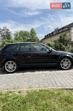 Хэтчбек Audi A3 2009 в 