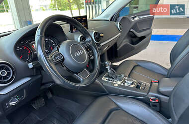 Седан Audi A3 2015 в 