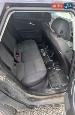 Хэтчбек Audi A3 2006 в 