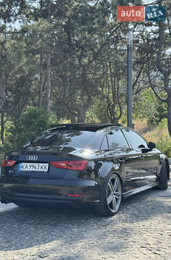 Седан Audi A3 2015 в 