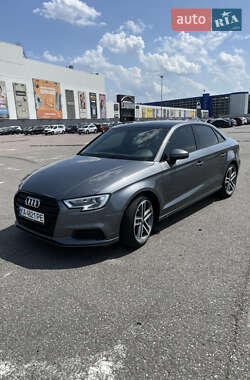 Седан Audi A3 2019 в 