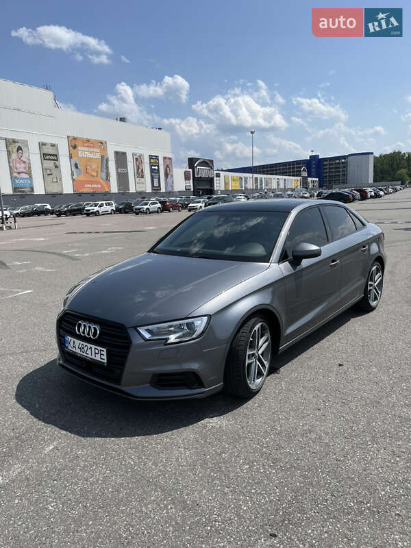 Седан Audi A3 2019 в Києві