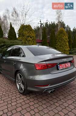 Седан Audi A3 2016 в 