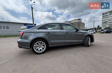 Седан Audi A3 2017 в 