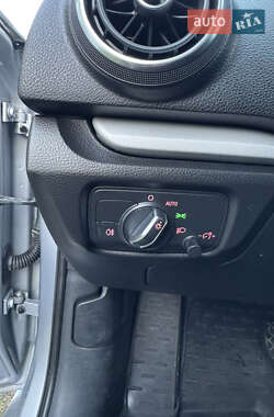 Седан Audi A3 2015 в 