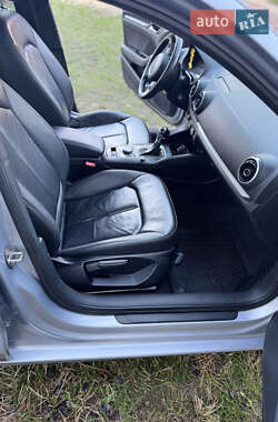 Седан Audi A3 2015 в 