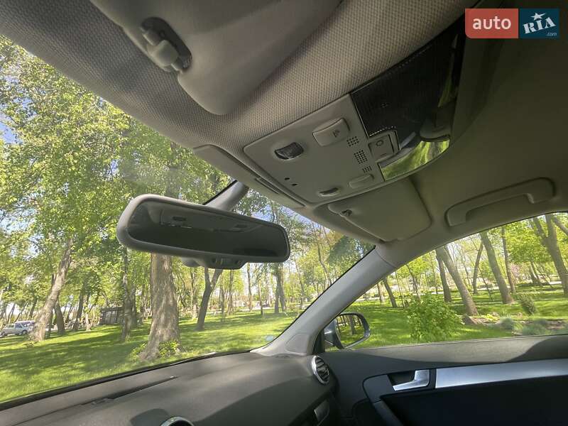 Хэтчбек Audi A3 2011 в Александрие