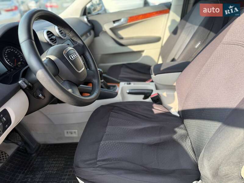 Хэтчбек Audi A3 2009 в Киеве