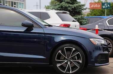 Седан Audi A3 2017 в 