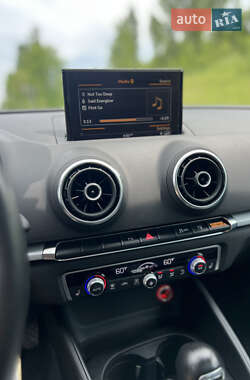 Седан Audi A3 2015 в 