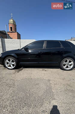 Хэтчбек Audi A3 2008 в 