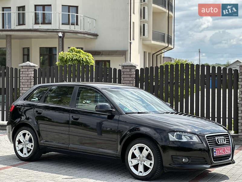 Хэтчбек Audi A3 2009 в Староконстантинове