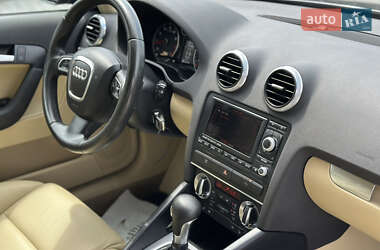 Хэтчбек Audi A3 2009 в 