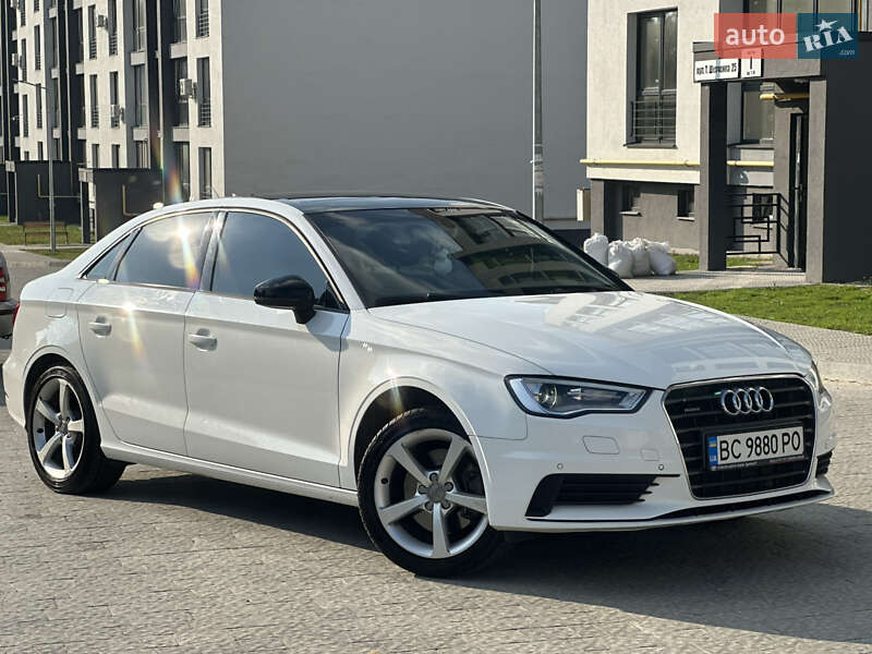 Седан Audi A3 2015 в 