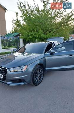 Седан Audi A3 2015 в 