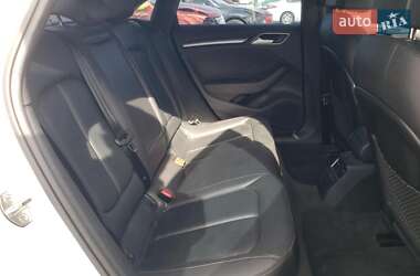 Седан Audi A3 2016 в 