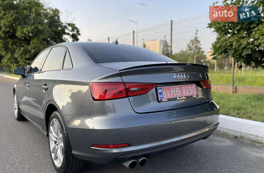 Седан Audi A3 2015 в 