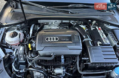 Седан Audi A3 2016 в 