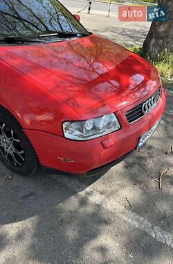 Хэтчбек Audi A3 1998 в 
