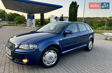 Хэтчбек Audi A3 2007 в 