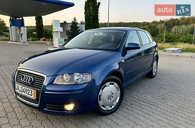 Хэтчбек Audi A3 2007 в 