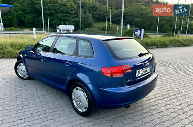 Хэтчбек Audi A3 2007 в 
