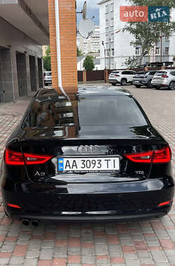 Седан Audi A3 2016 в 