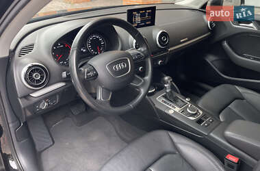 Седан Audi A3 2016 в 