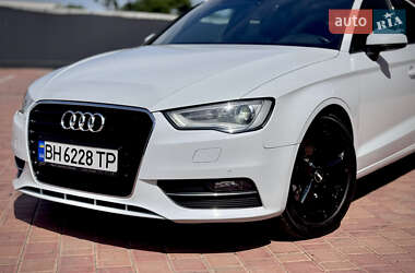 Седан Audi A3 2015 в 