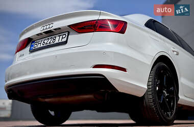 Седан Audi A3 2015 в 