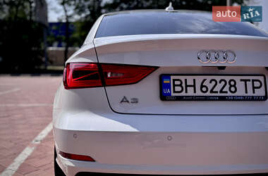 Седан Audi A3 2015 в 