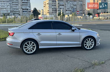 Седан Audi A3 2014 в 