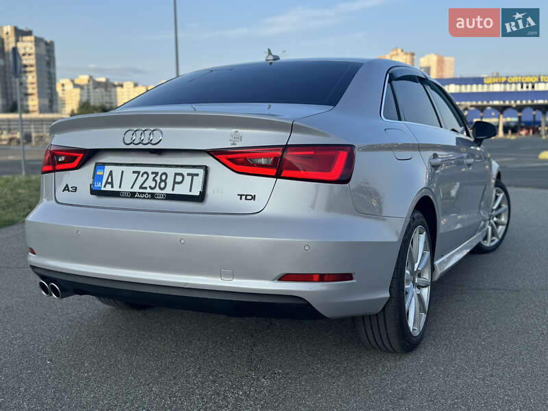 Седан Audi A3 2014 в Киеве