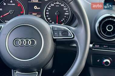 Хэтчбек Audi A3 2016 в 