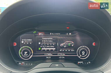 Хэтчбек Audi A3 2017 в 