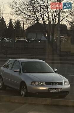 Хэтчбек Audi A3 2001 в 