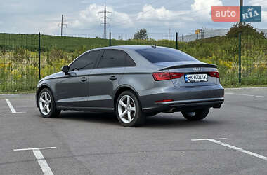 Седан Audi A3 2015 в 