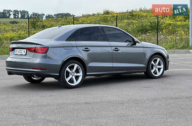 Седан Audi A3 2015 в 