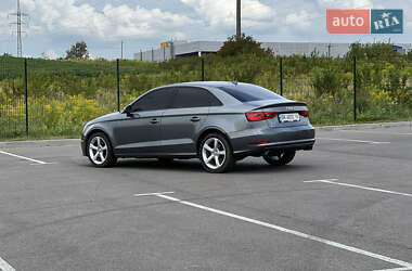 Седан Audi A3 2015 в 