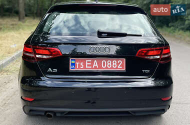 Хэтчбек Audi A3 2017 в 