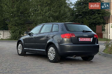 Хэтчбек Audi A3 2005 в 