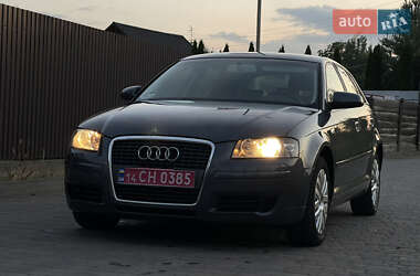 Хэтчбек Audi A3 2005 в 