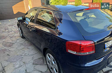 Хэтчбек Audi A3 2006 в 