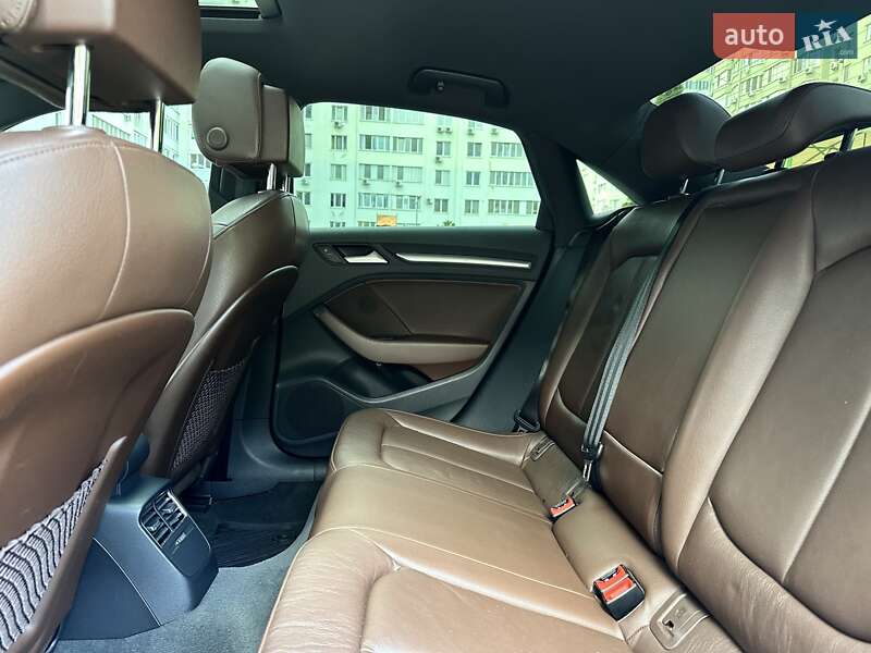 Седан Audi A3 2014 в Одессе